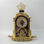 437 7662 TABLE CLOCK